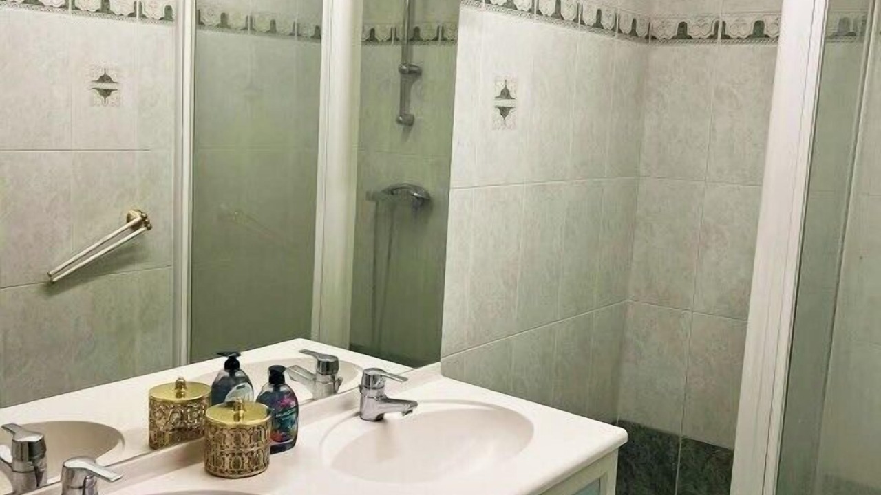 Photo of Bathroom in Aubervilliers