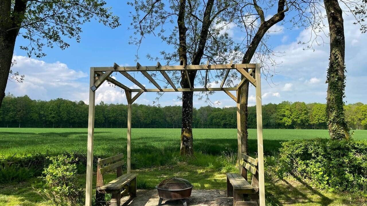 Photo of Outdoor in Morvilliers