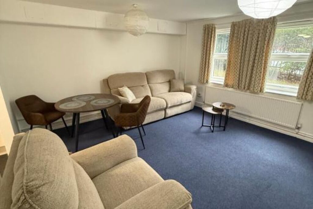 Photo of Livingroom in Leeds