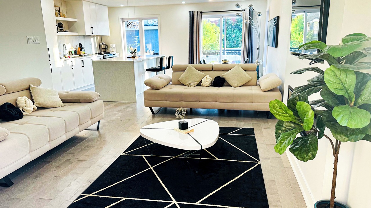 Photo of Livingroom in Saint-Hubert