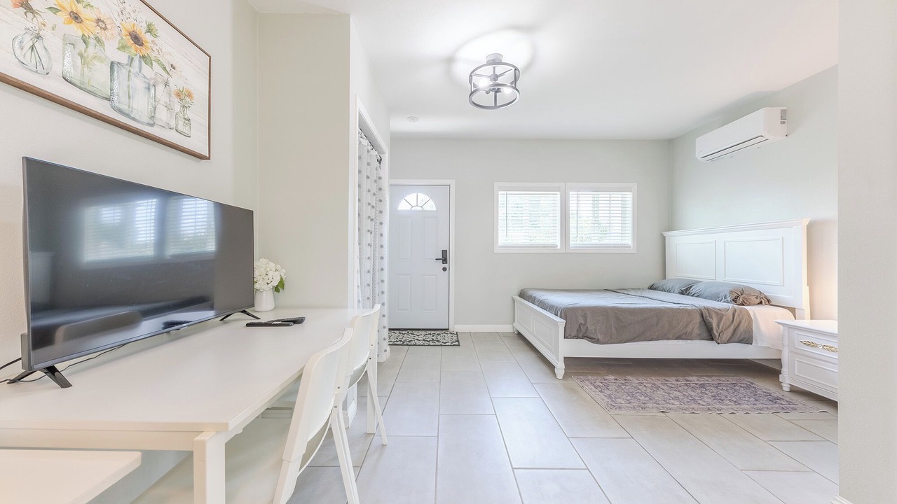Photo of Bedroom in Mayflower Village
