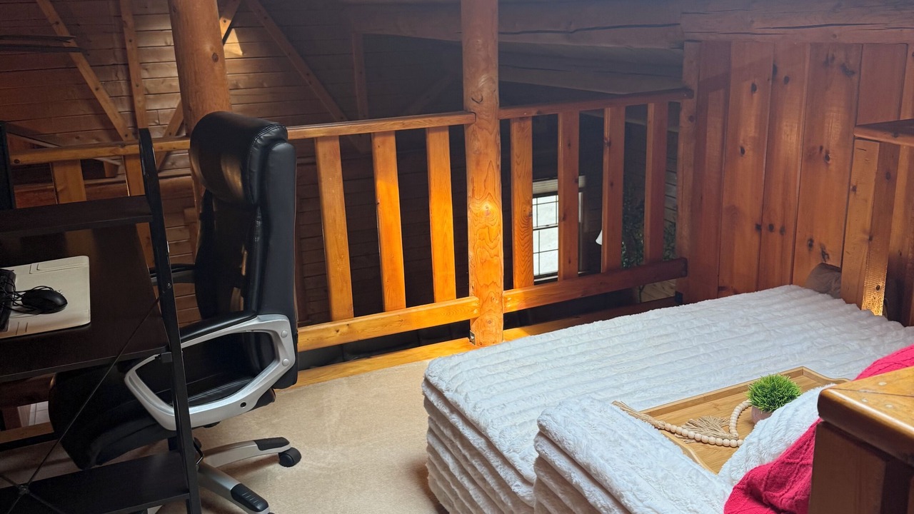 Photo of Bedroom in Bethel