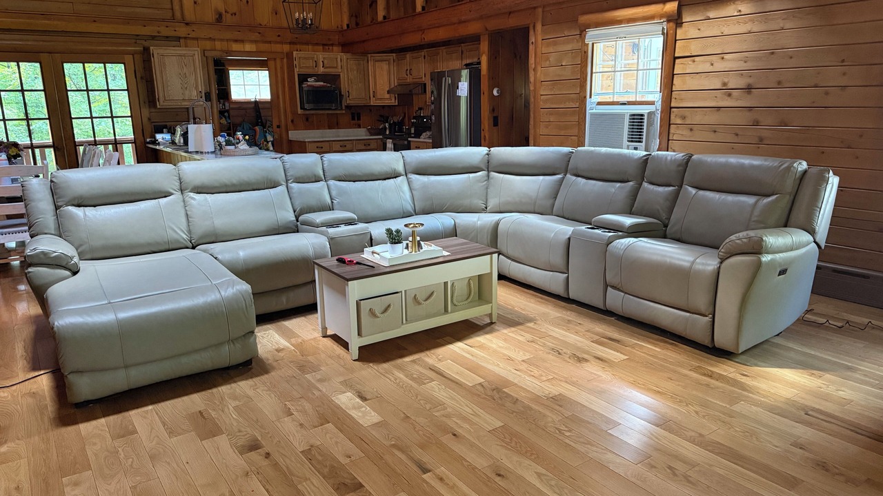 Photo of Livingroom in Bethel