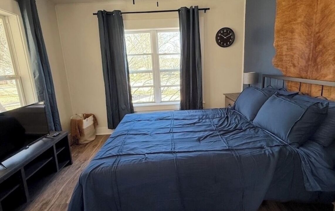 Photo of Bedroom in Eminence