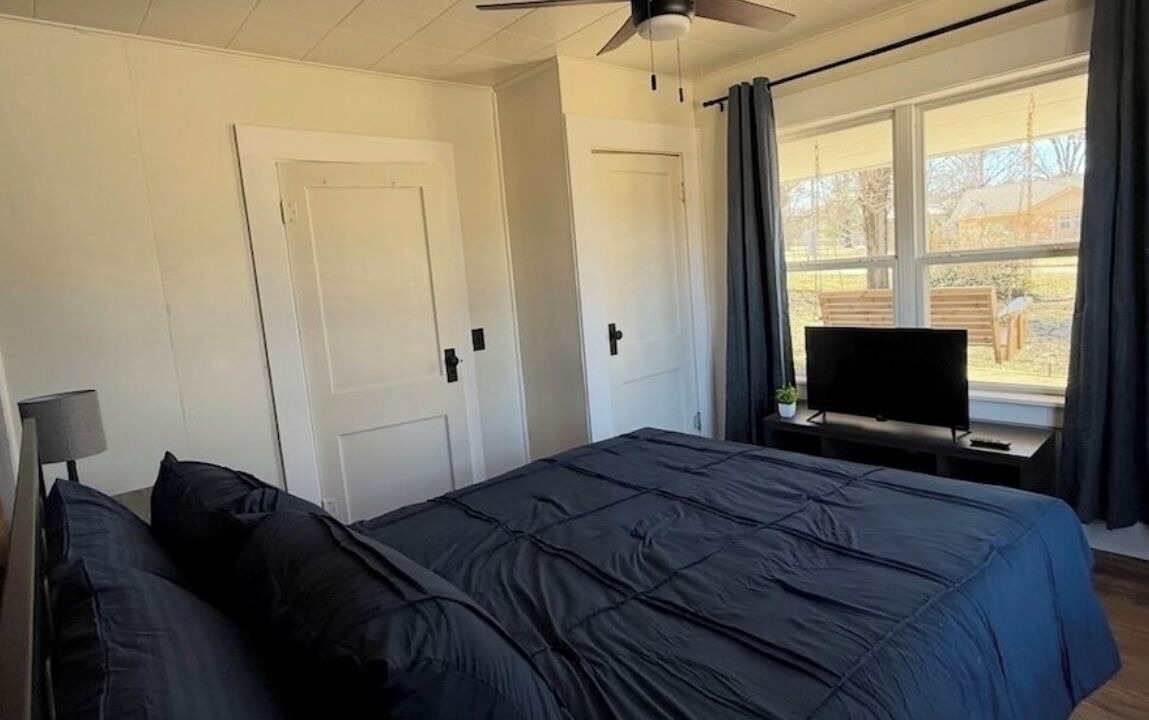 Photo of Bedroom in Eminence
