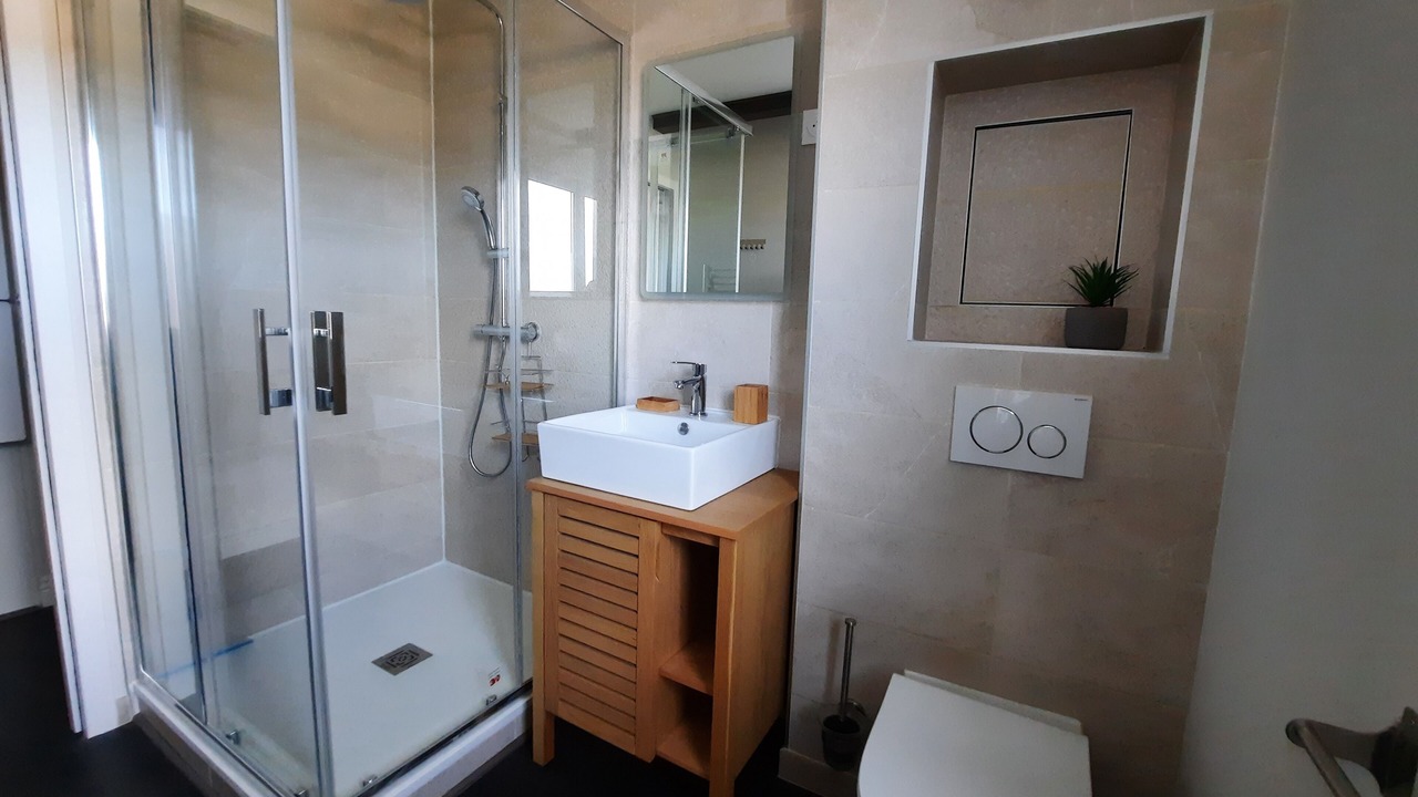 Photo of Bathroom in Hautot-sur-Mer