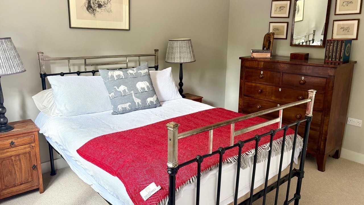 Photo of Others in South Cadbury