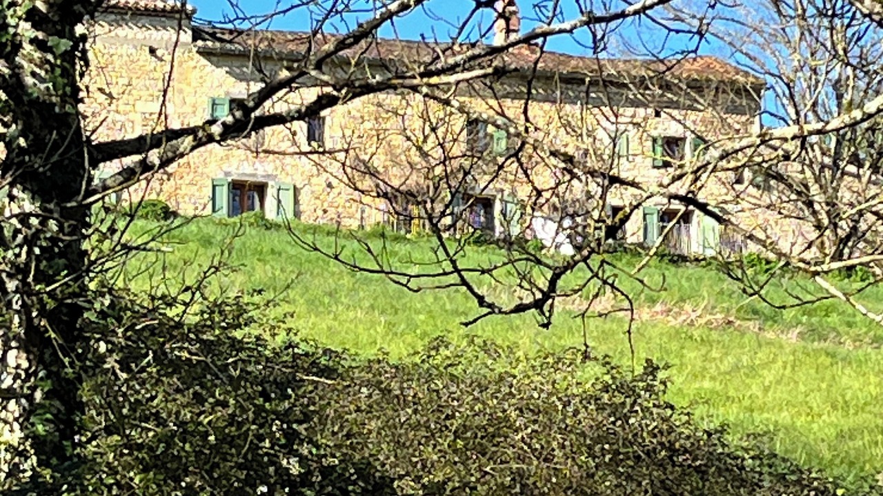 Photo of Outdoor in Denat