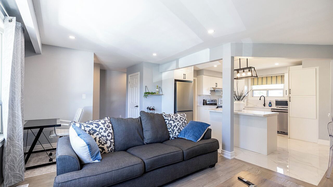 Photo of Livingroom in Lakeview