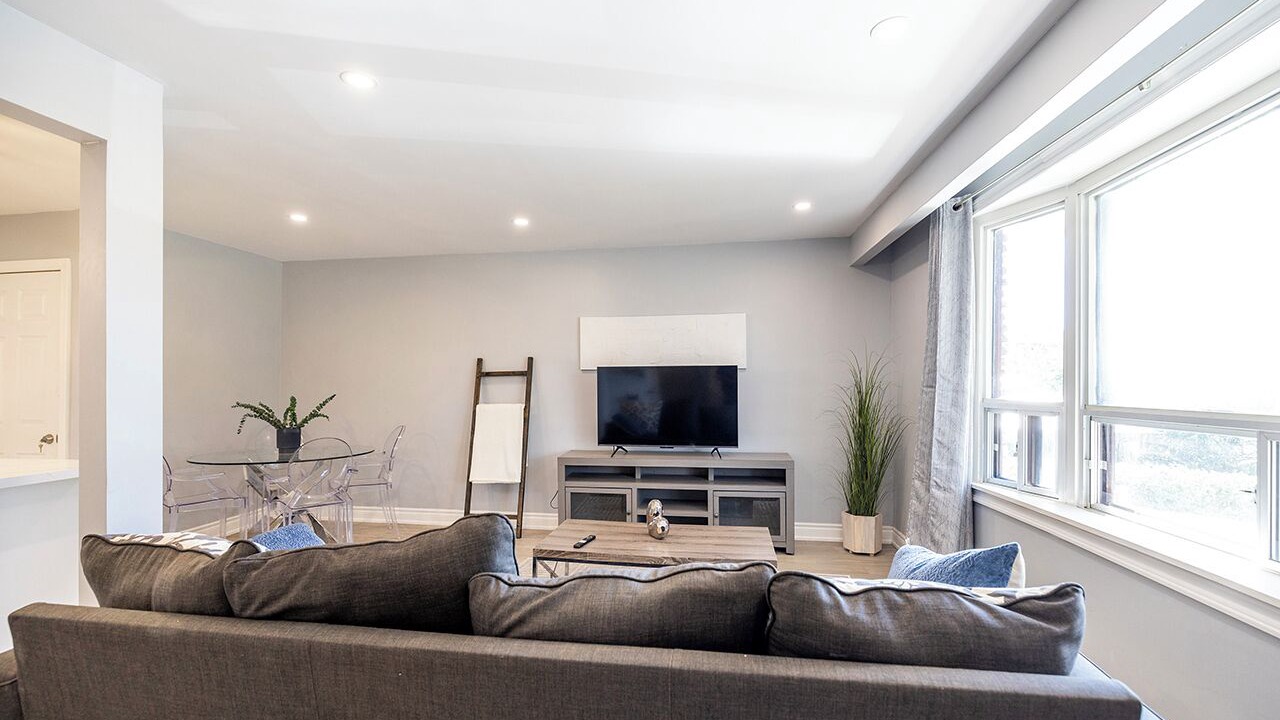 Photo of Livingroom in Lakeview