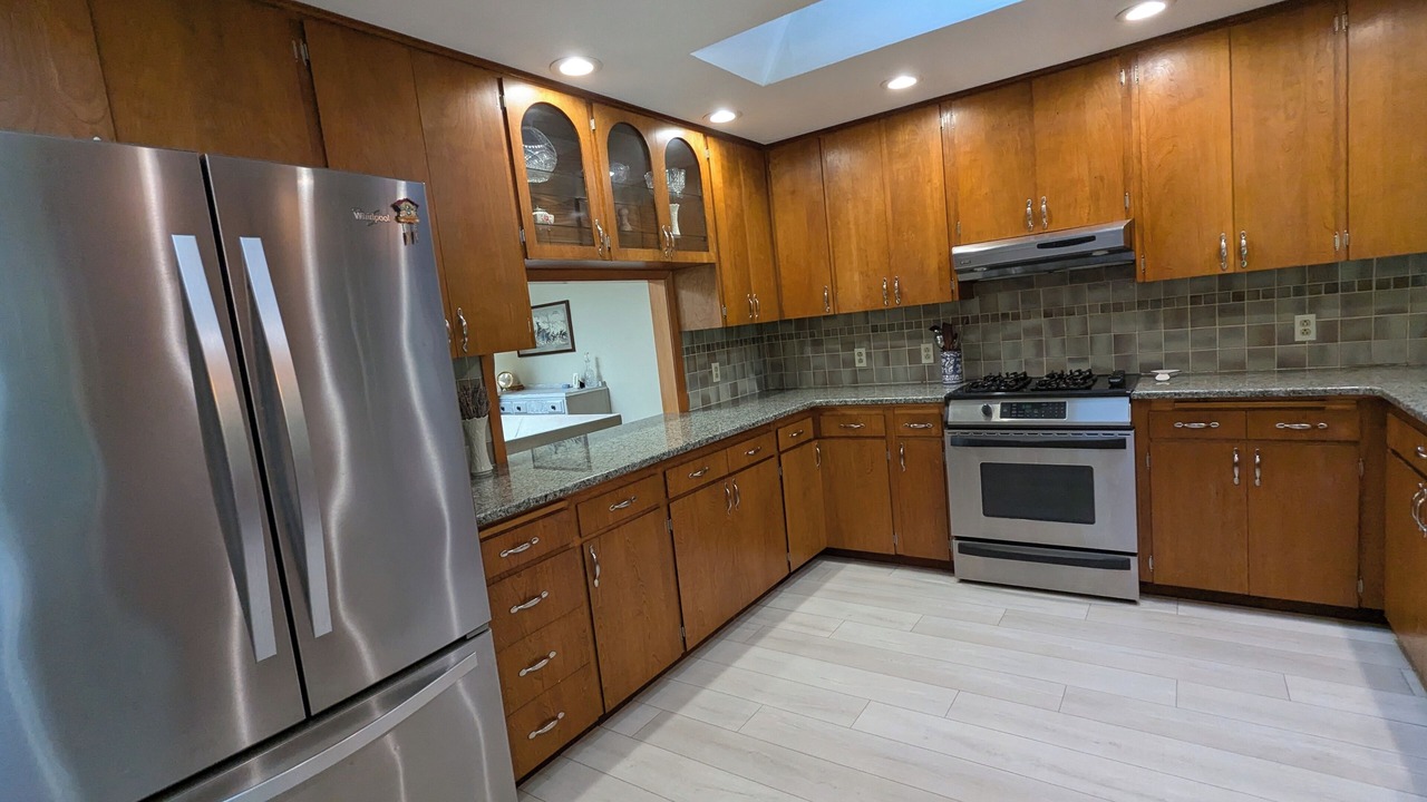 Photo of Kitchen in Langley