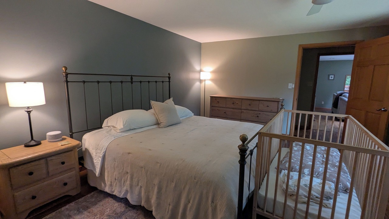 Photo of Bedroom in Langley