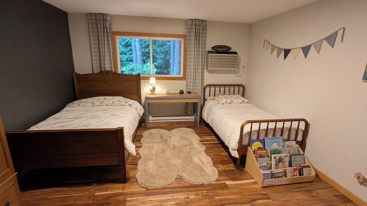 Photo of Bedroom in Langley