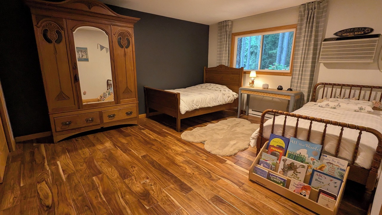 Photo of Bedroom in Langley