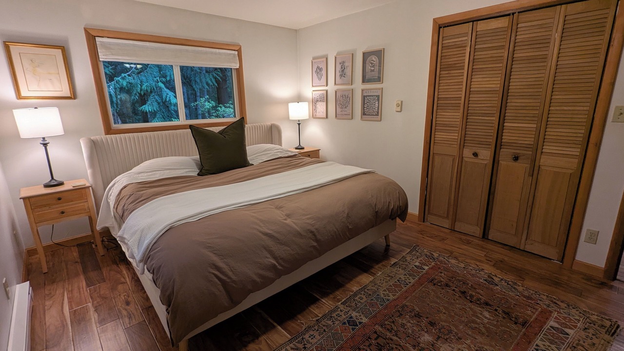Photo of Bedroom in Langley