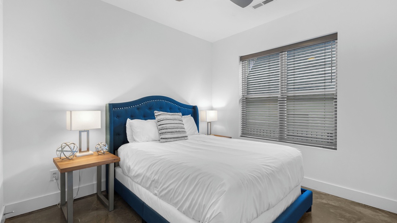 Photo of Bedroom in Hillsboro West End