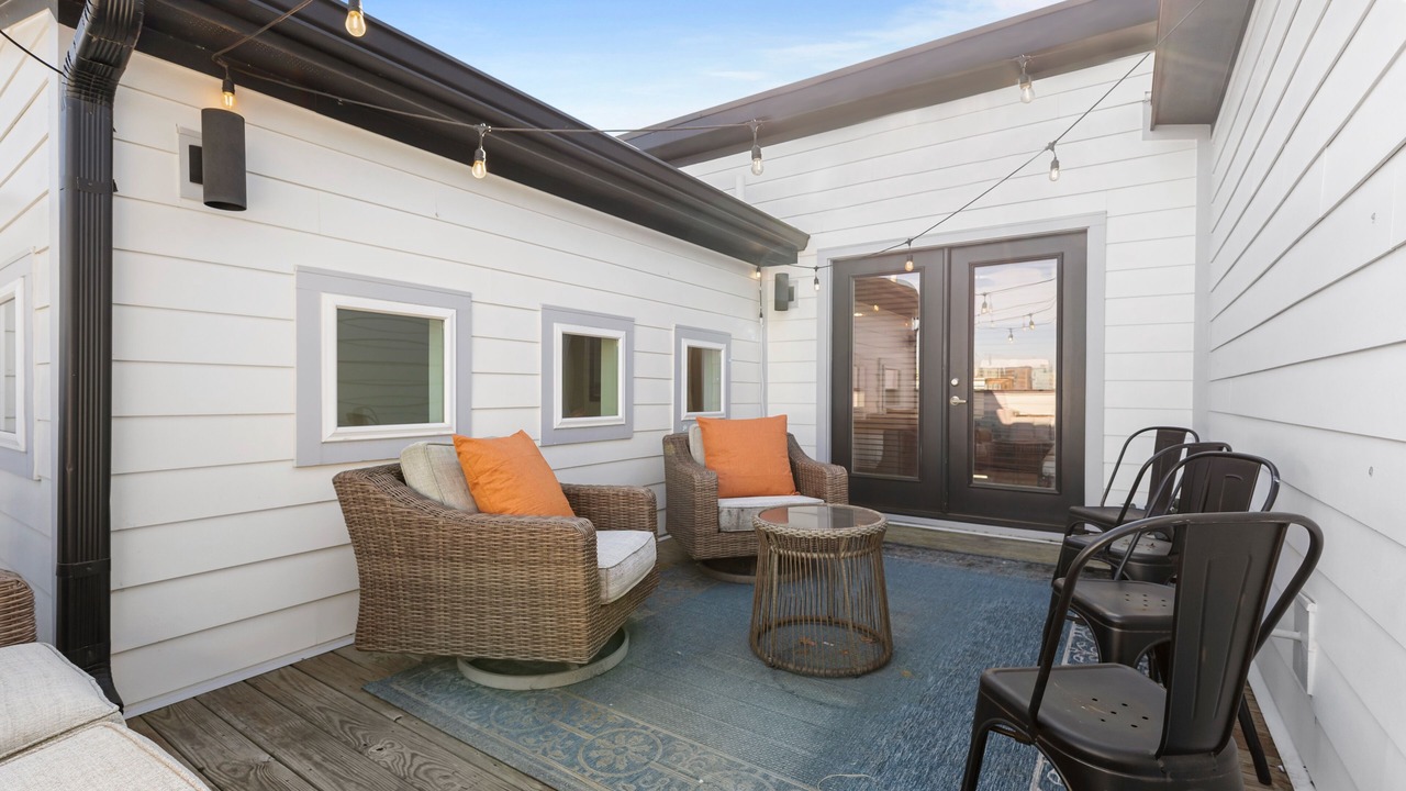 Photo of Patio Balcony in Hillsboro West End