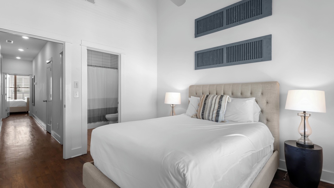 Photo of Bedroom in Hillsboro West End