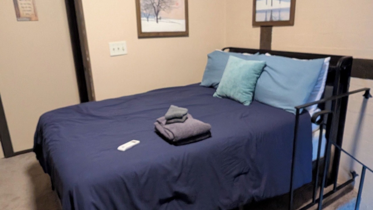 Photo of Bedroom in Blodgett Mills