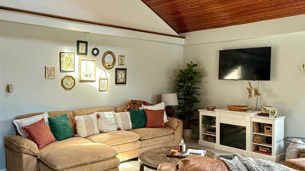 Photo of Bedroom in Lakeview