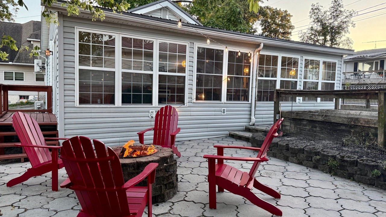 Photo of Others in Lakeview