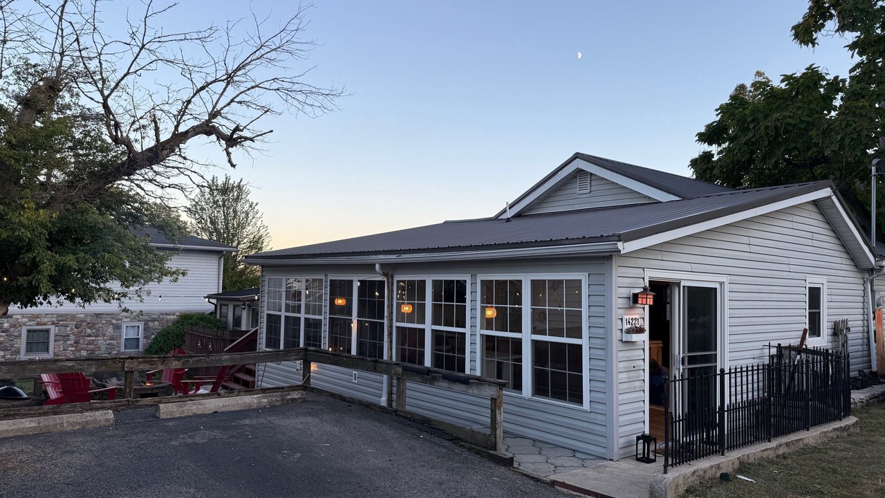 Photo of Outdoor in Lakeview