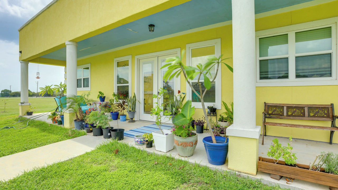 Photo of Patio Balcony in New Waverly