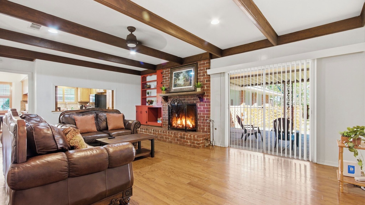 Photo of Livingroom in Broadmoor