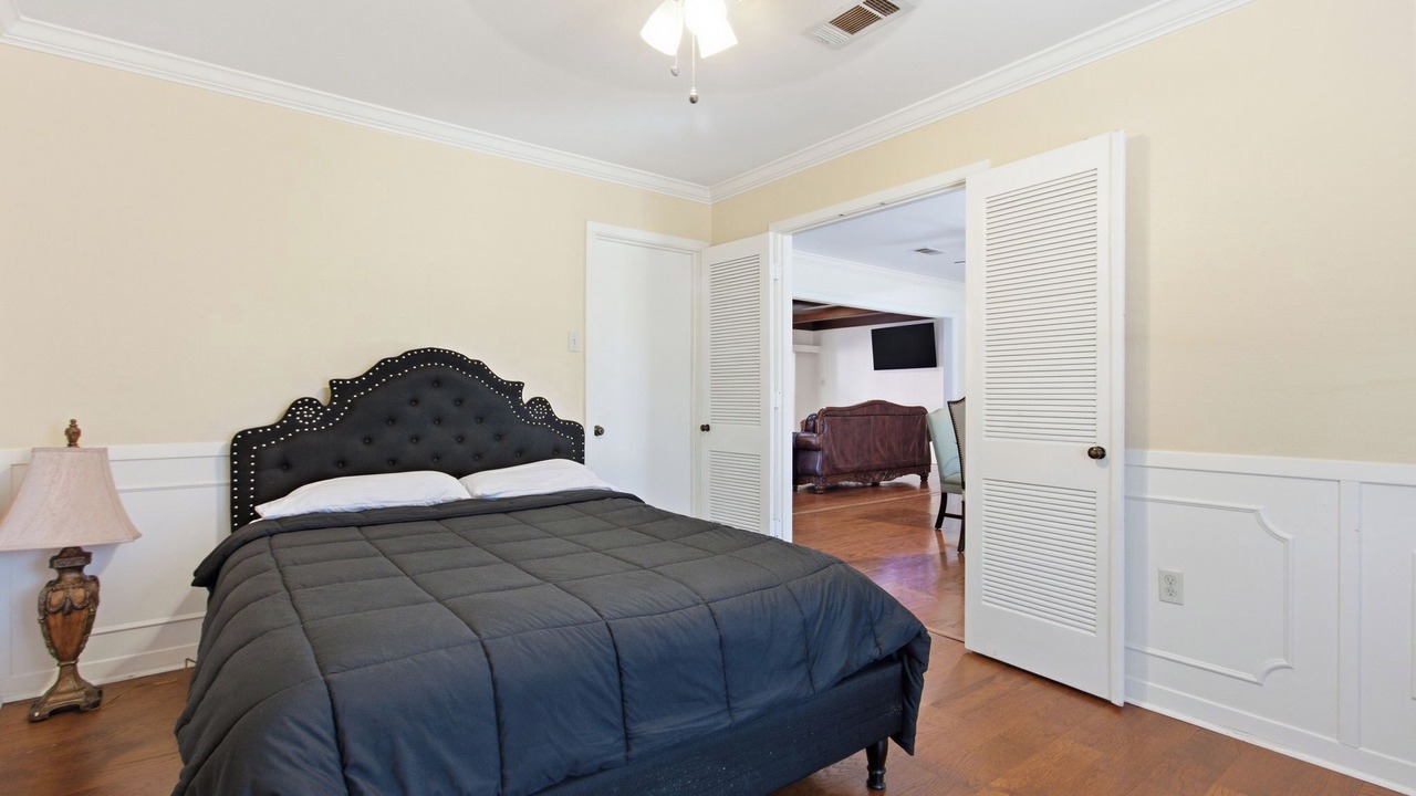 Photo of Bedroom in Broadmoor