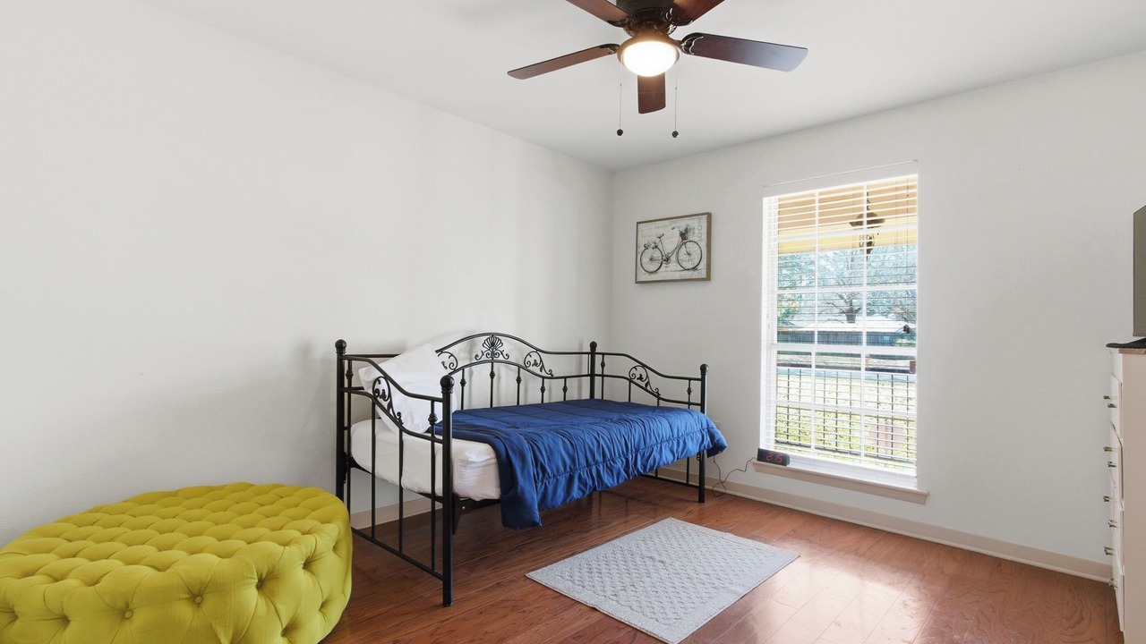 Photo of Bedroom in Broadmoor