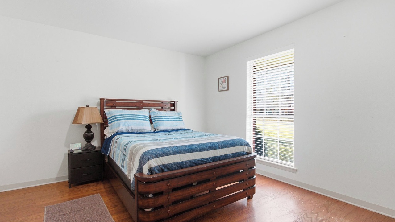 Photo of Bedroom in Broadmoor