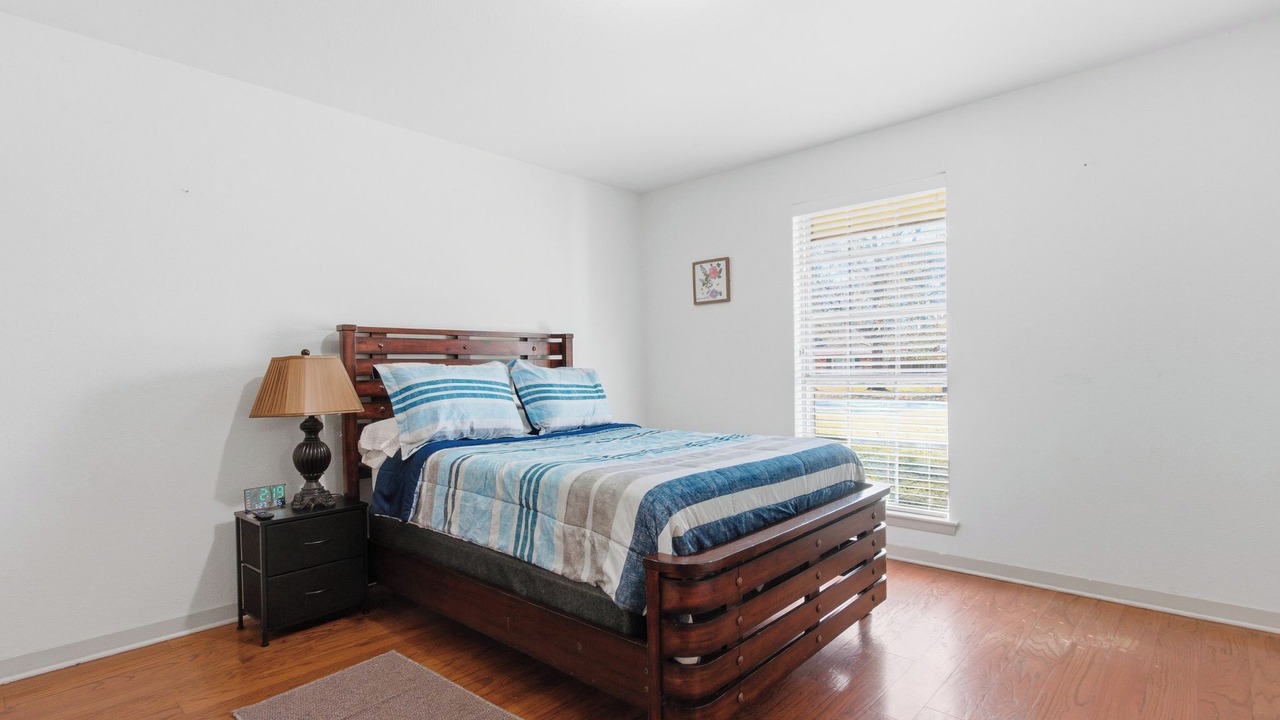 Photo of Bedroom in Broadmoor