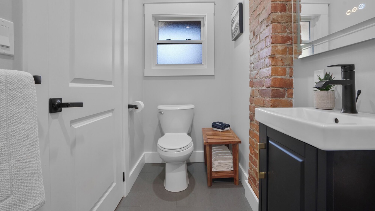 Photo of Bathroom in Chatham-Kent