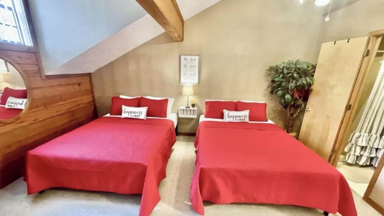 Photo of Bedroom in Table Rock