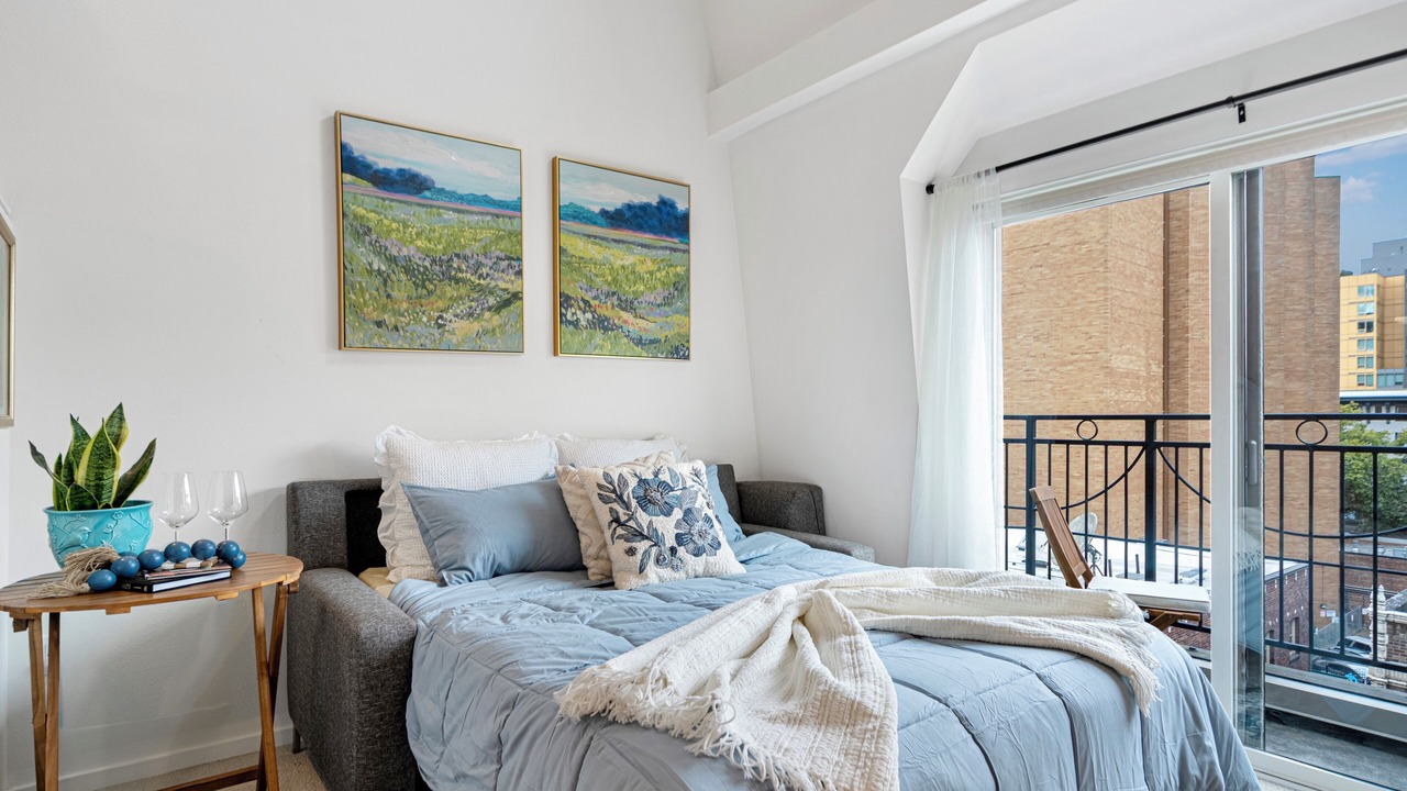 Photo of Bedroom in Belltown
