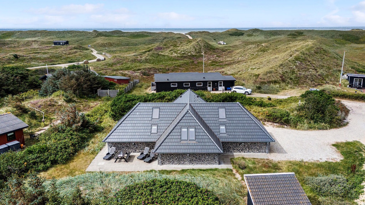 Photo of Others in Houvig Strand