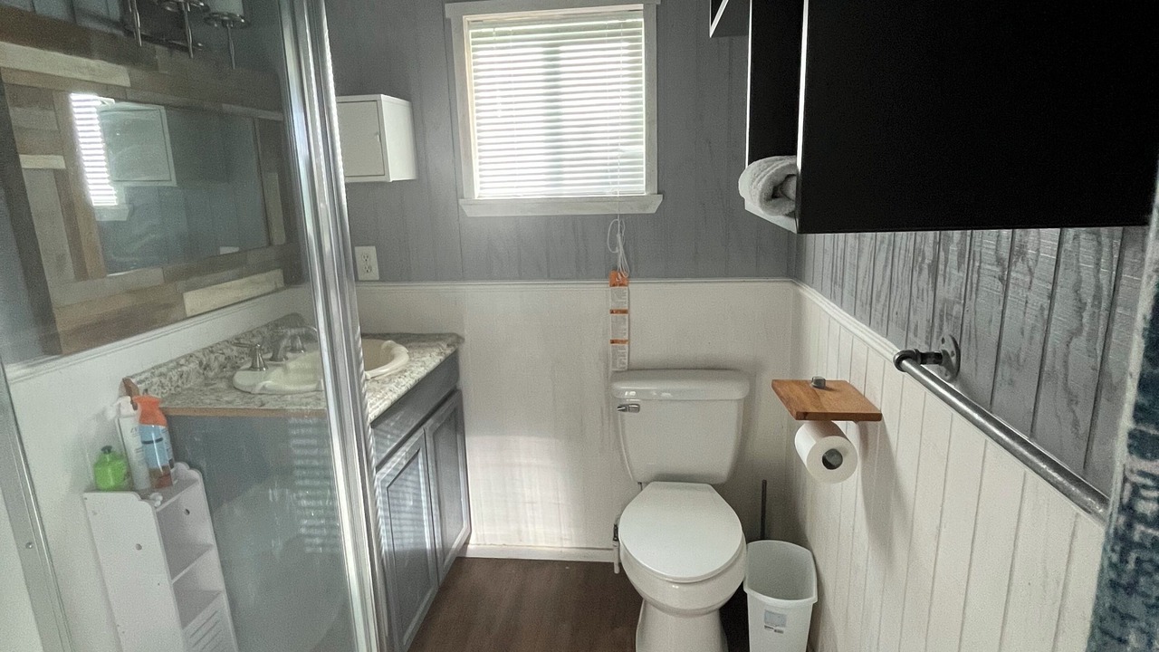 Photo of Bathroom in Barrett