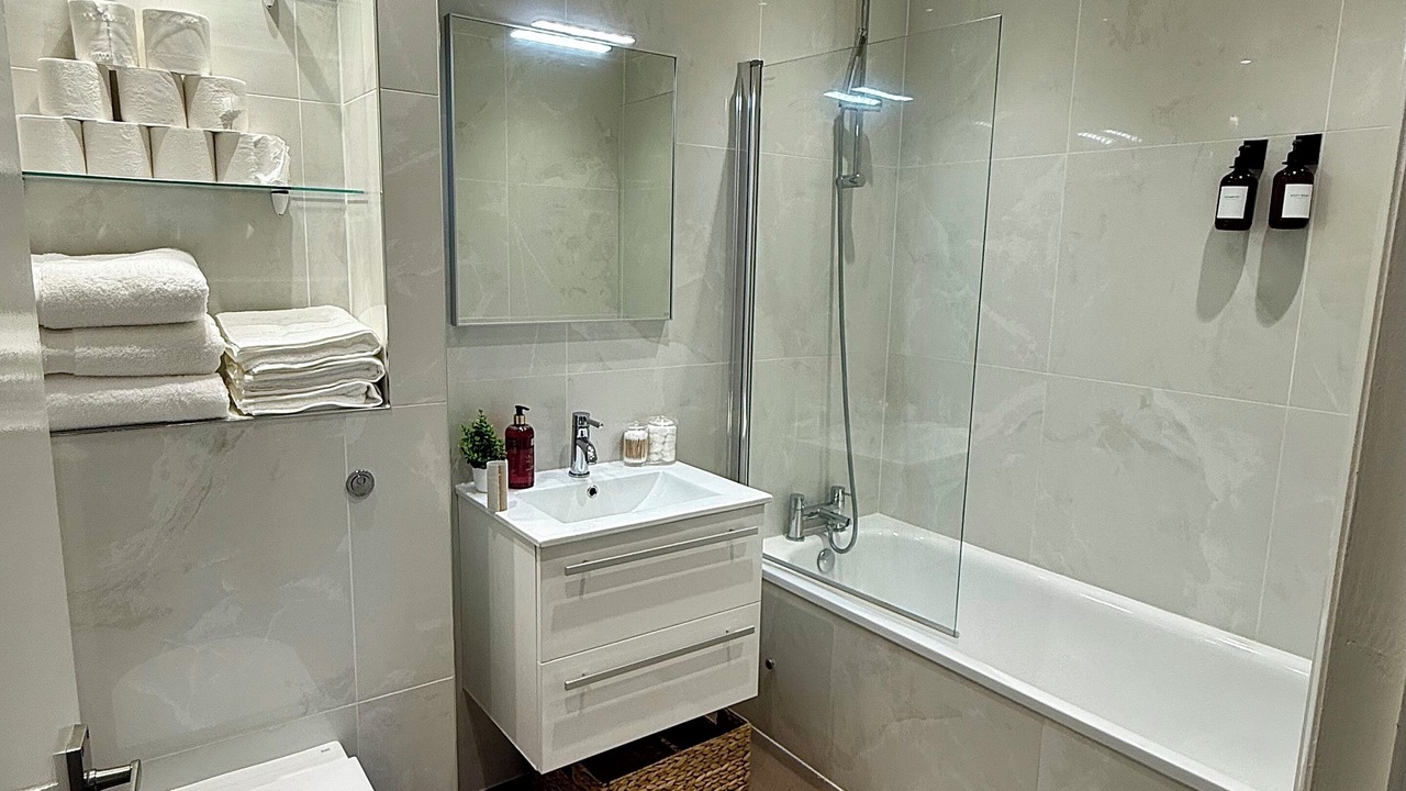 Photo of Bathroom in Canonbury