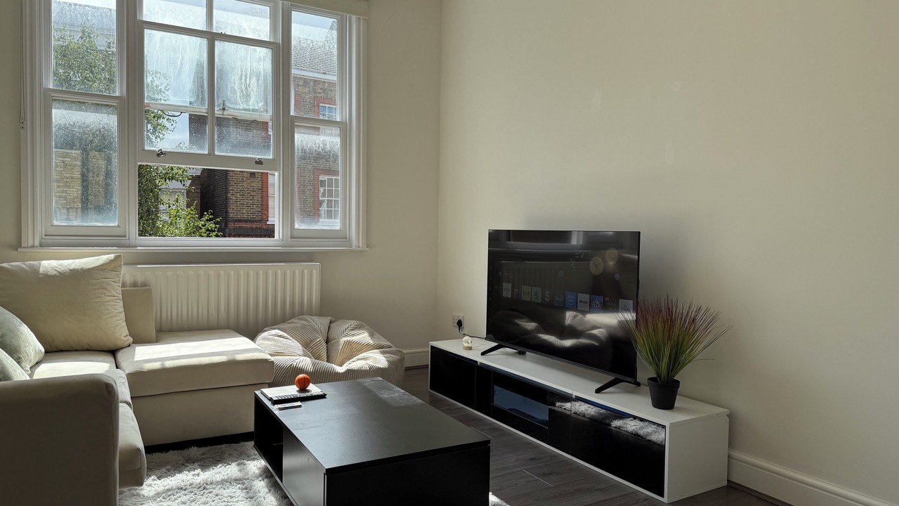 Photo of Livingroom in Canonbury