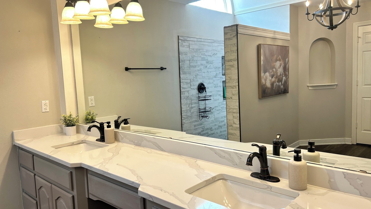 Photo of Bathroom in Waxahachie