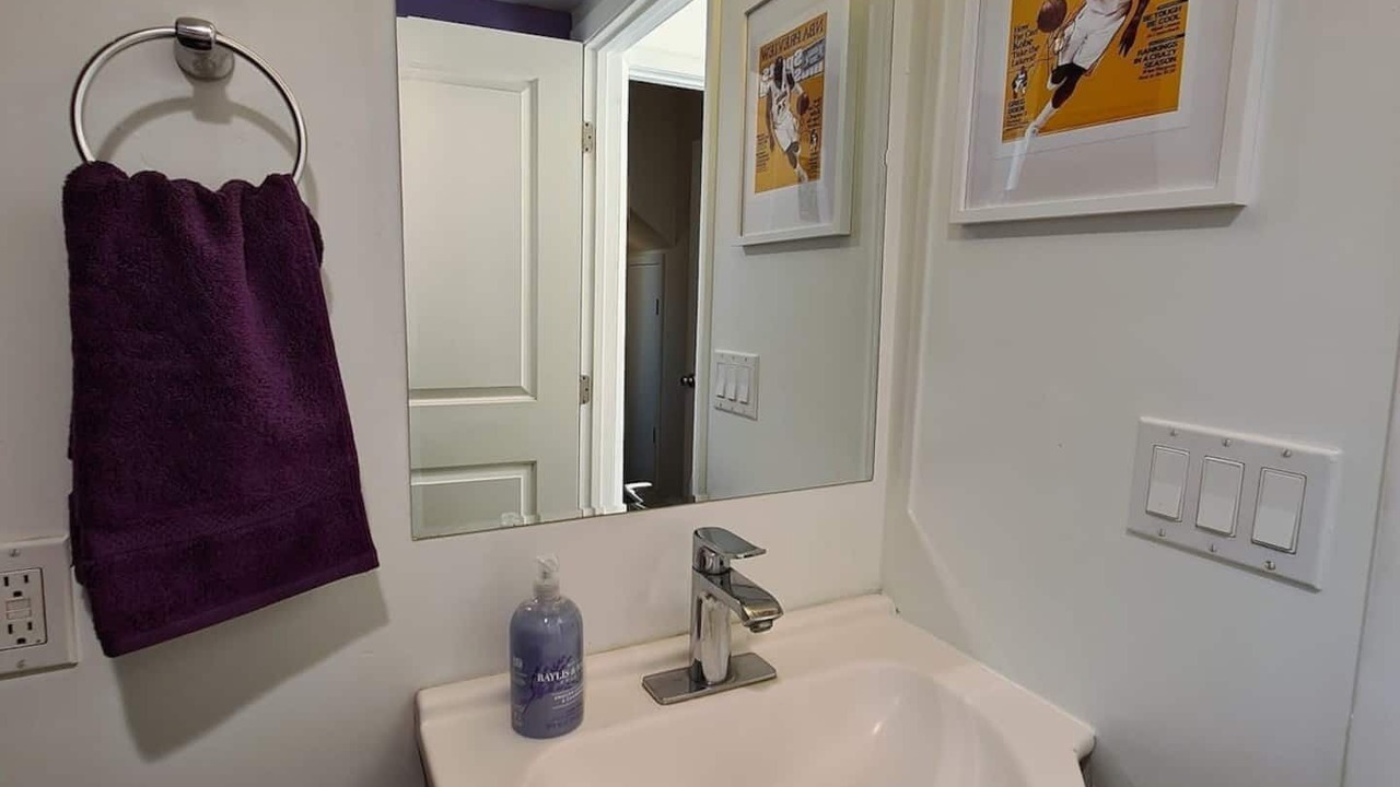 Photo of Bathroom in Beverly Hills