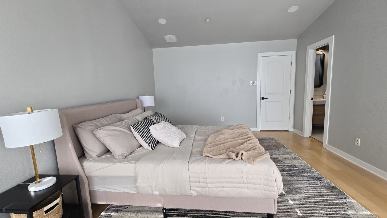 Photo of Bedroom in Lewisville
