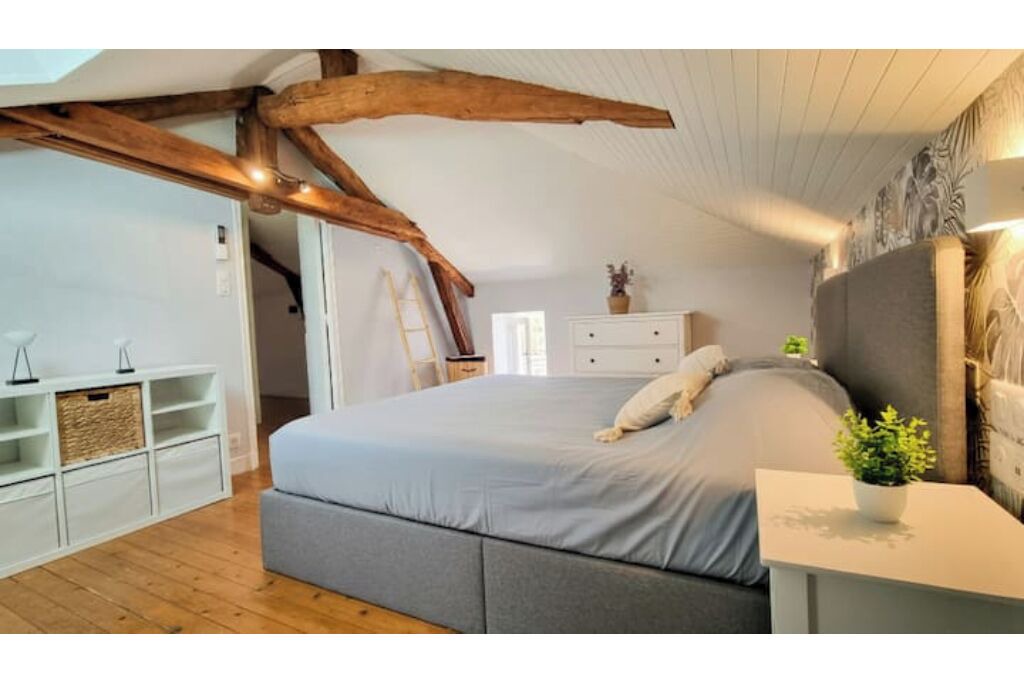 Photo of Bedroom in Monsempron-Libos