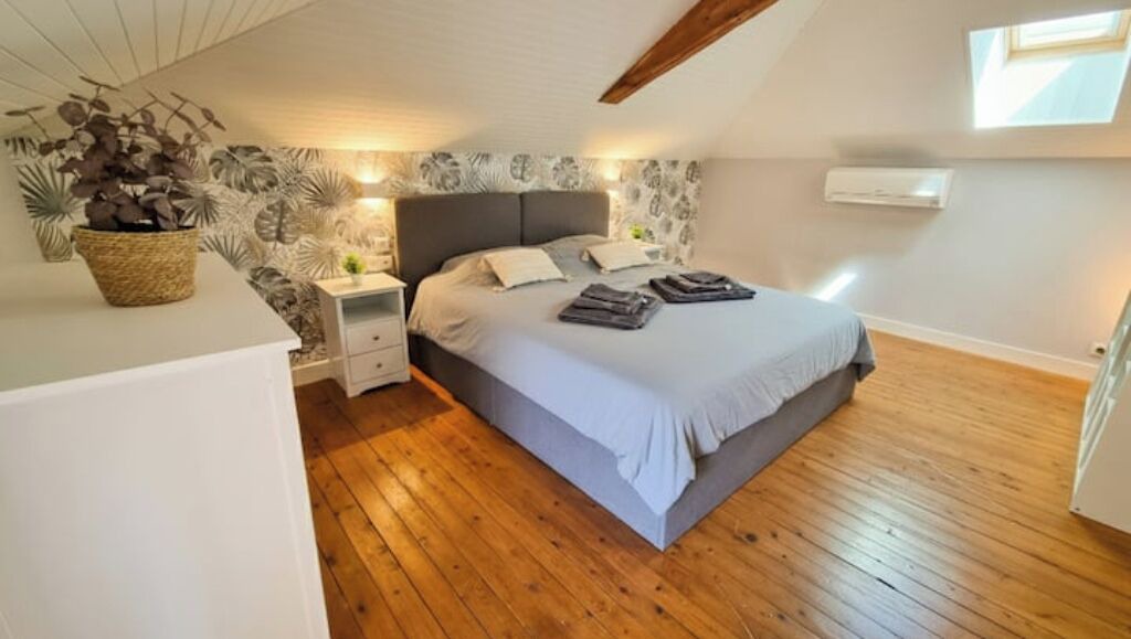Photo of Bedroom in Monsempron-Libos