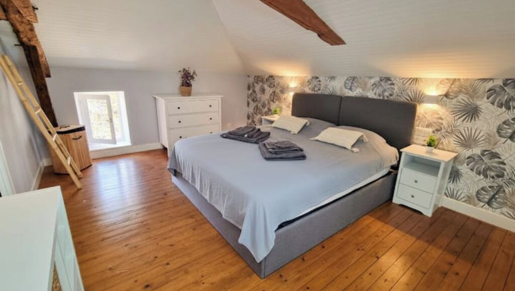 Photo of Bedroom in Monsempron-Libos