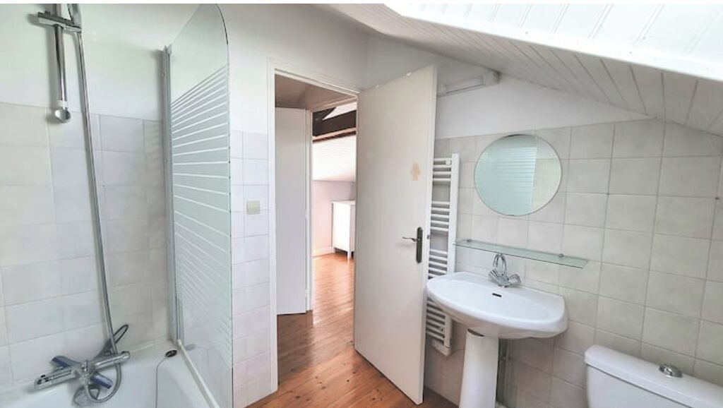 Photo of Bathroom in Monsempron-Libos