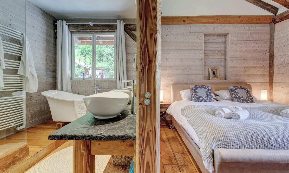 Photo of Bedroom in Saint-Jean-dʼAulps