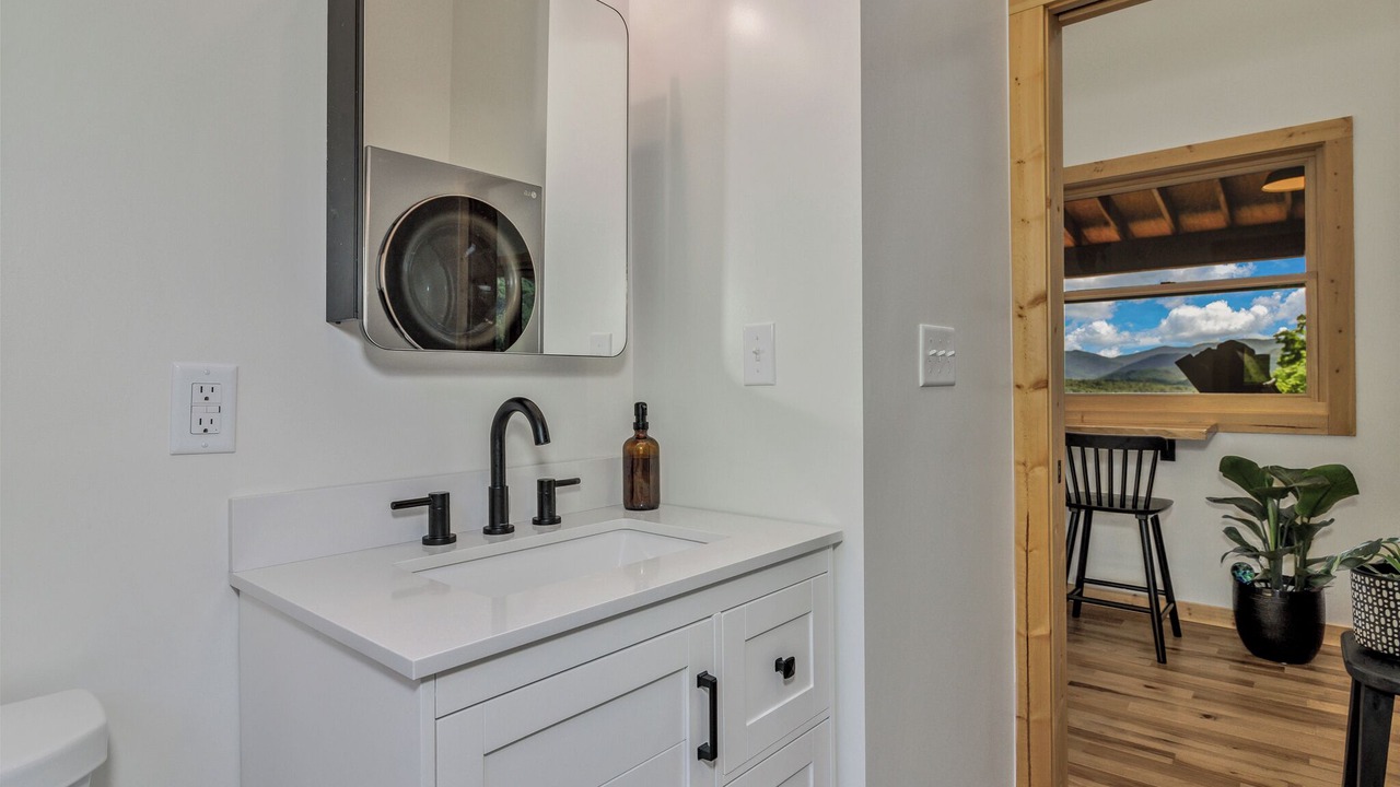 Photo of Bathroom in Marshall