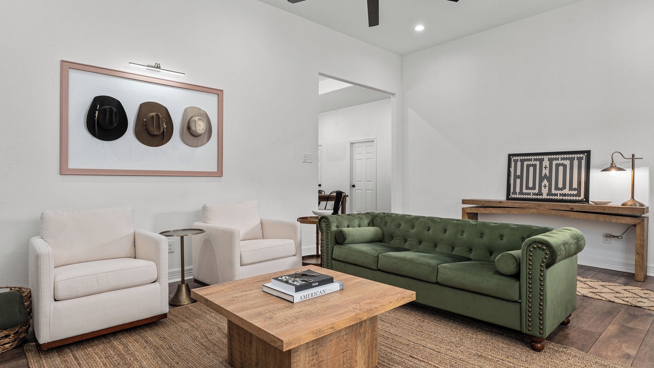 Photo of Livingroom in Waco