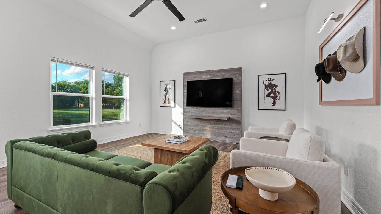 Photo of Livingroom in Waco